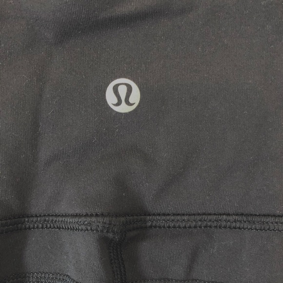 BNWT Lululemon Gather and Crow Crop II Sz 6 Black - Picture 5 of 7